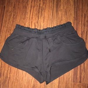 Lululemon Drawstring shorts